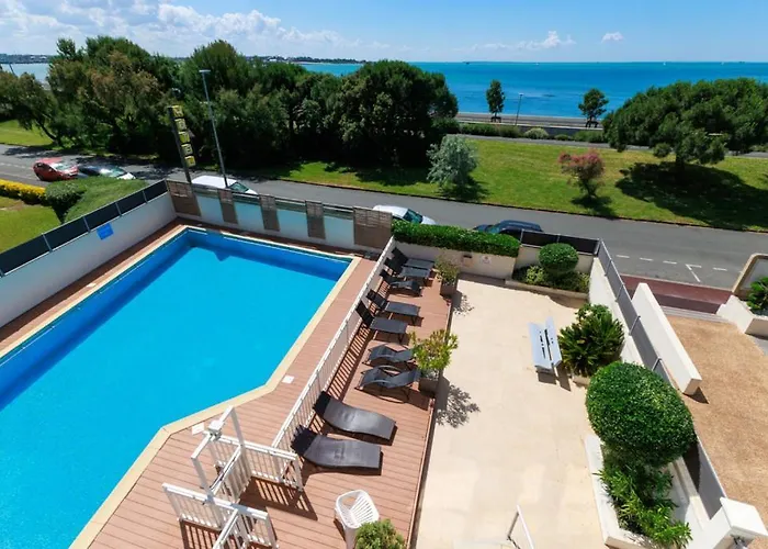 Logis Hotel Le Rochelois La Rochelle 